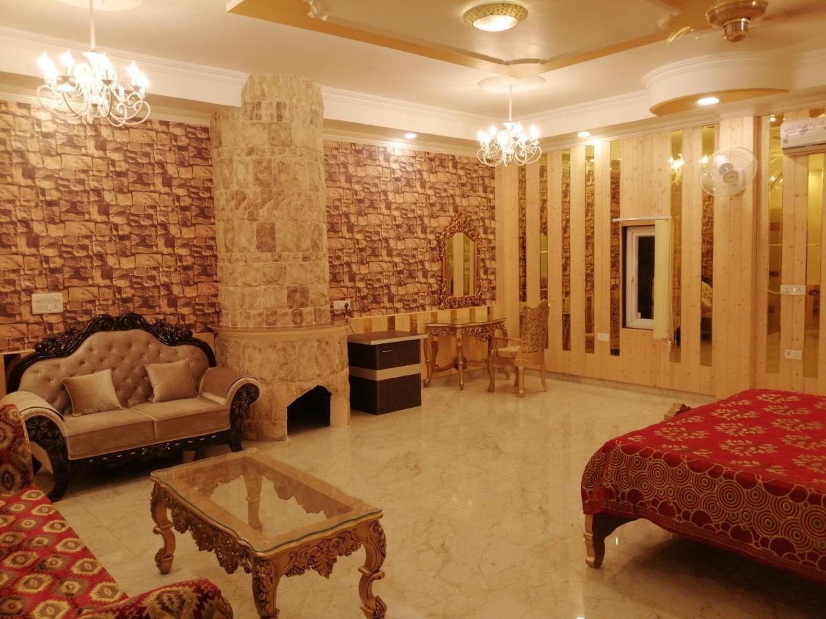 فندق لاكناوفي  مان ذا بالم ريتريت المظهر الخارجي الصورة